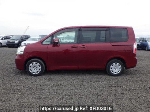 Used 2008 AT toyota noah ZRR70G Image[3]
