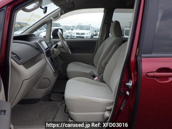Used 2008 AT toyota noah ZRR70G Image[16]