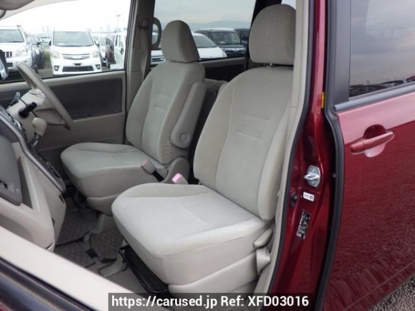 Used 2008 AT toyota noah ZRR70G Image[18]