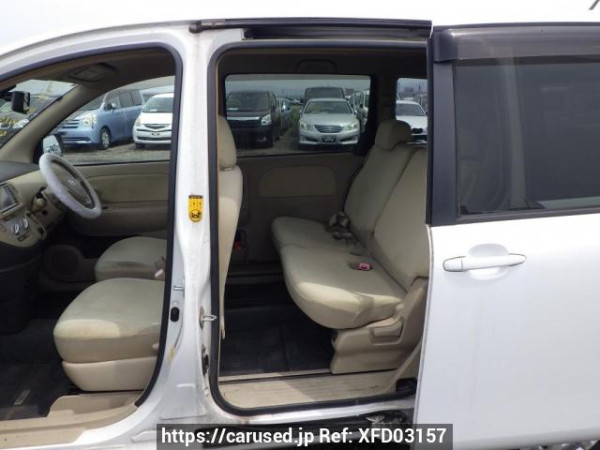 Used 2004 AT toyota sienta NCP81G Image[18]