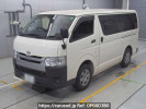 Toyota Regiusace Van TRH200V