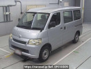 Toyota Liteace Van S402M