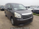 Toyota Noah ZRR75G
