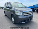 Toyota Noah ZRR70G