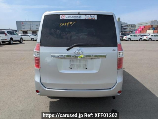 Used 2009 AT toyota noah ZRR70G Image[5]