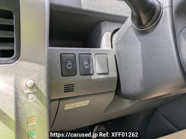 Used 2009 AT toyota noah ZRR70G Image[21]