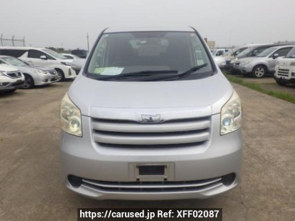 Used 2007 AT toyota noah ZRR70G Image[1]