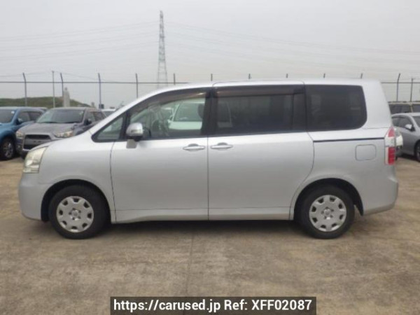 Used 2007 AT toyota noah ZRR70G Image[3]