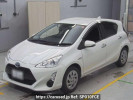 Toyota Aqua NHP10