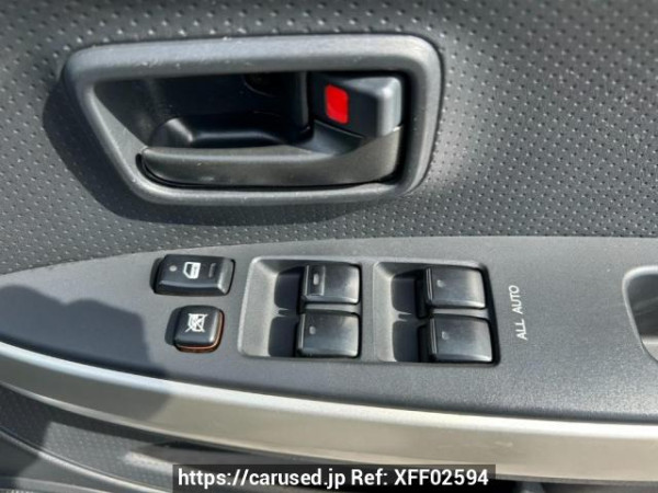 Used 2003 AT toyota ist NCP60 Image[17]