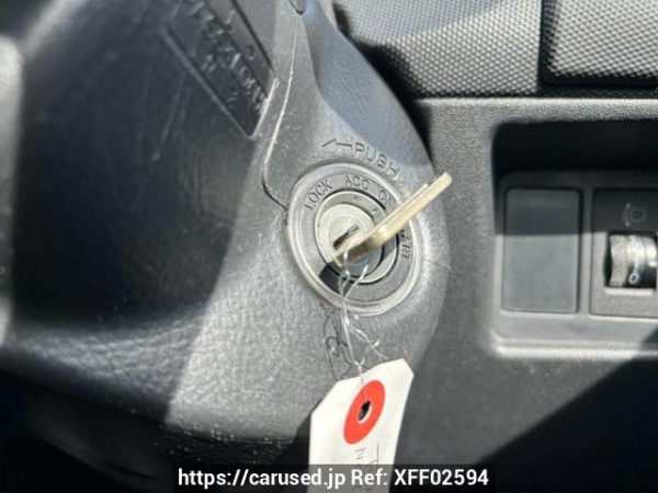 Used 2003 AT toyota ist NCP60 Image[27]