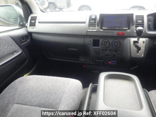 Used 2006 AT toyota regiusace-van KDH205V Image[16]