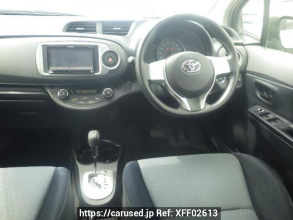 Used 2012 AT toyota vitz NSP130 Image[17]