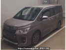 Toyota Voxy ZRR80W