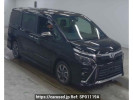 Toyota Voxy ZRR80W