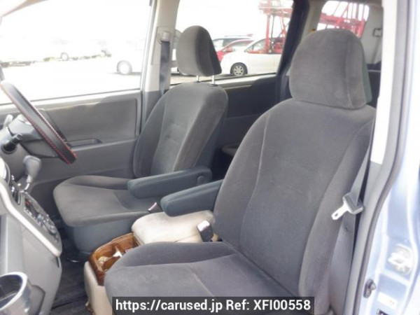 Used 2008 AT toyota voxy ZRR70G Image[13]