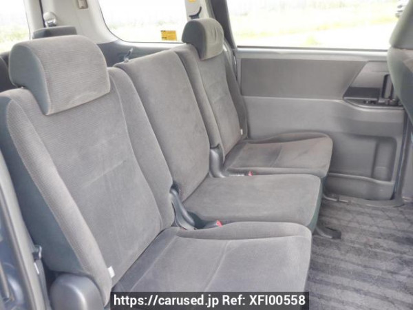 Used 2008 AT toyota voxy ZRR70G Image[14]