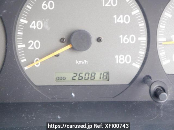 Used 2005 AT toyota granvia VCH38S Image[24]
