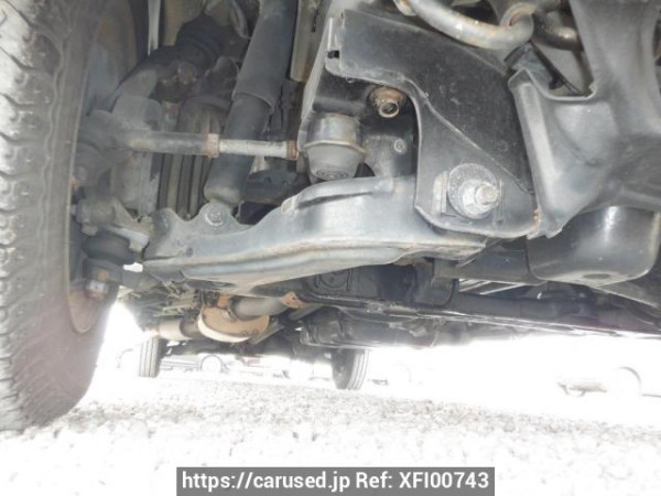 Used 2005 AT toyota granvia VCH38S Image[29]