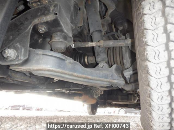 Used 2005 AT toyota granvia VCH38S Image[30]