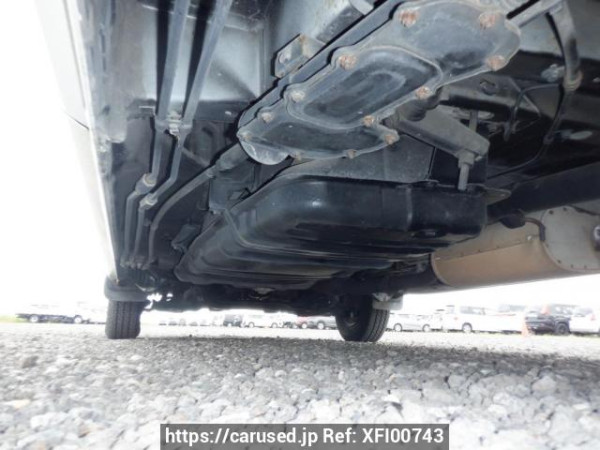 Used 2005 AT toyota granvia VCH38S Image[34]