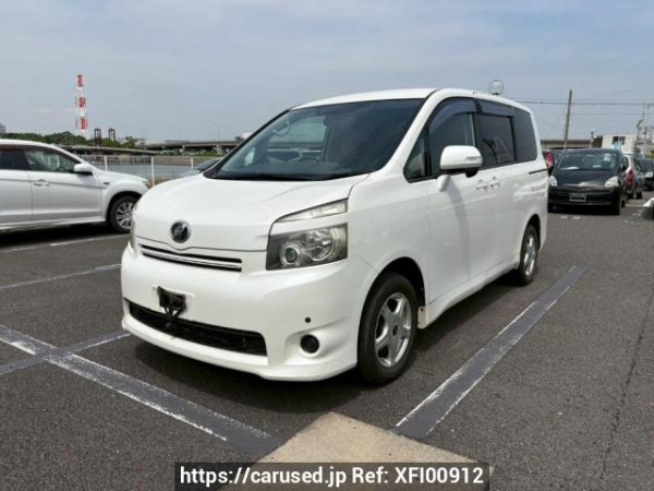 Used 2010 AT toyota voxy ZRR70G Image[2]
