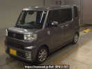 Toyota Pixis Mega LA700A