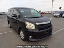 Toyota Noah ZRR70W