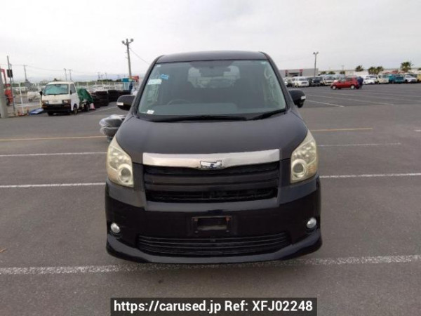 Used 2009 AT toyota noah ZRR70W Image[1]