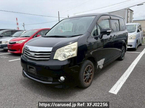 Used 2010 AT toyota noah ZRR70G Image[2]