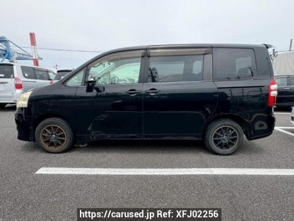 Used 2010 AT toyota noah ZRR70G Image[3]