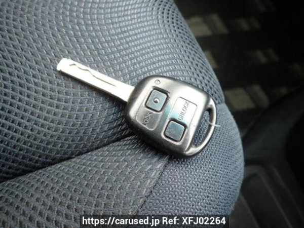 Used 2005 AT toyota harrier ACU30W Image[34]