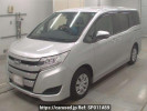 Toyota Noah ZRR80G