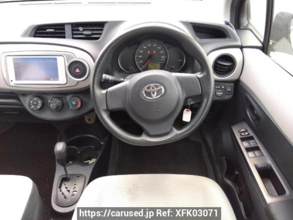 Used 2013 AT toyota vitz KSP130 Image[18]