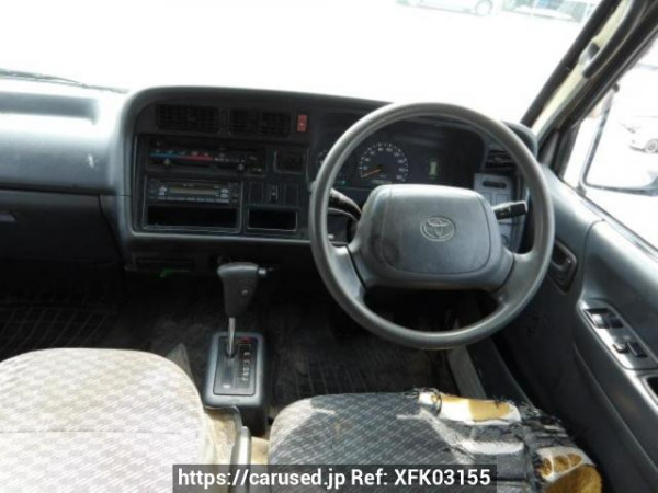 Used 2003 AT toyota regiusace-van TRH112V Image[15]