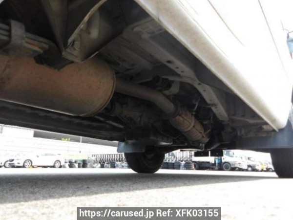 Used 2003 AT toyota regiusace-van TRH112V Image[27]