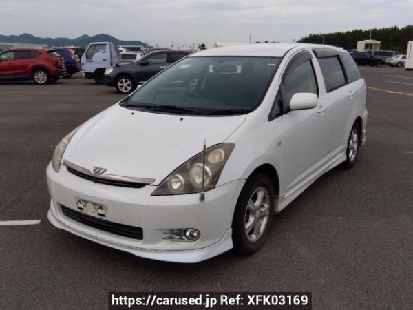 Used 2004 AT toyota wish ZNE10G Image[2]