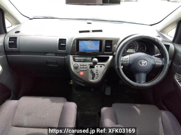 Used 2004 AT toyota wish ZNE10G Image[17]