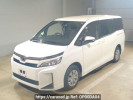 Toyota Voxy ZRR80Gカイ