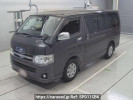 Toyota Regiusace Van TRH200V
