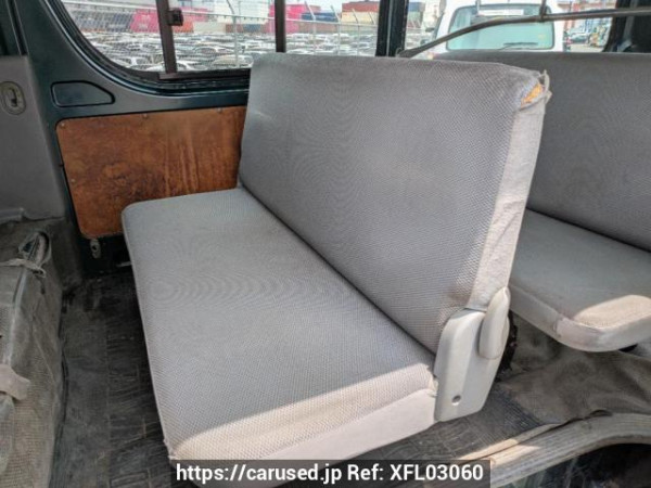 Used 2009 MT toyota regiusace-van TRH200V Image[13]