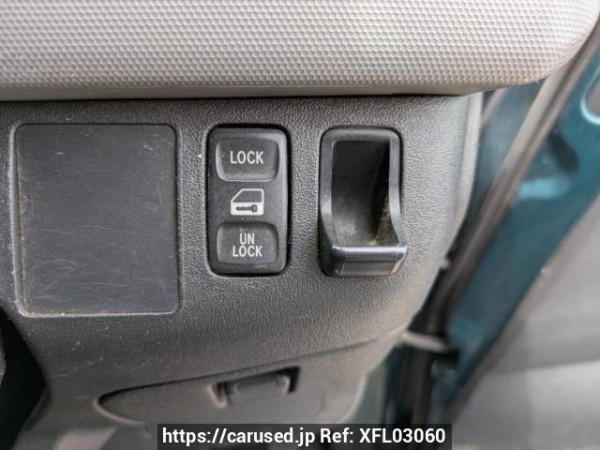 Used 2009 MT toyota regiusace-van TRH200V Image[25]