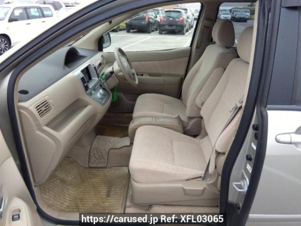 Used 2004 AT toyota raum NCZ20 Image[14]