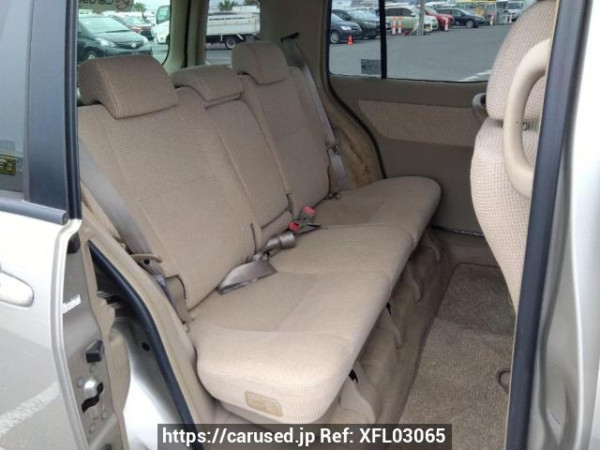 Used 2004 AT toyota raum NCZ20 Image[15]