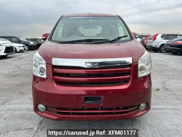 Used 2008 AT toyota noah ZRR70G Image[1]