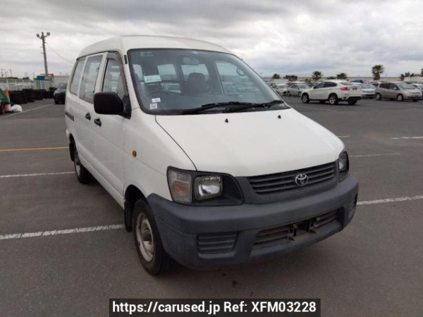 Used 2001 AT toyota liteace-van KR42V Image[0]