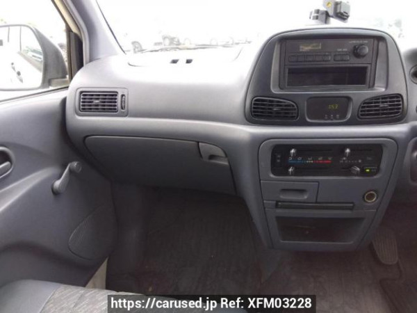 Used 2001 AT toyota liteace-van KR42V Image[18]