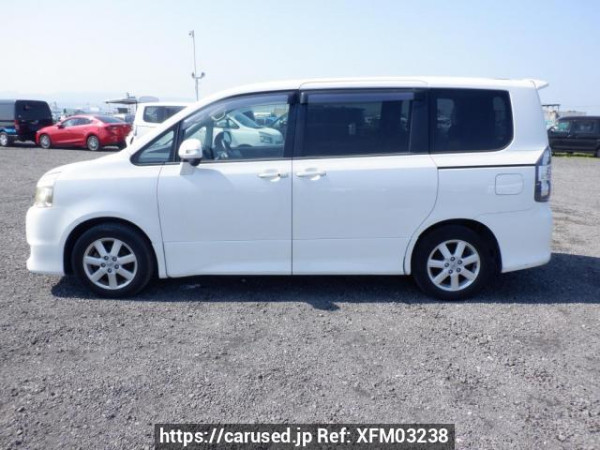 Used 2010 AT toyota voxy ZRR70W Image[3]