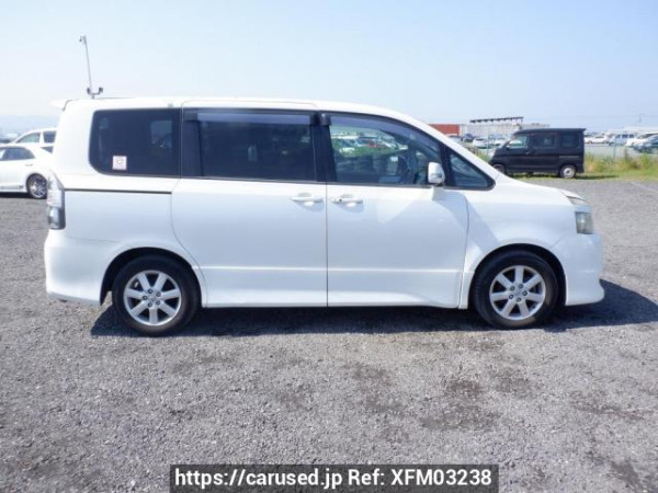 Used 2010 AT toyota voxy ZRR70W Image[7]
