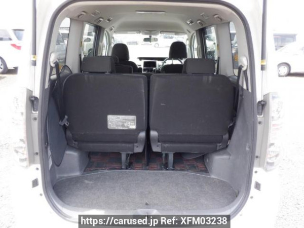 Used 2010 AT toyota voxy ZRR70W Image[8]